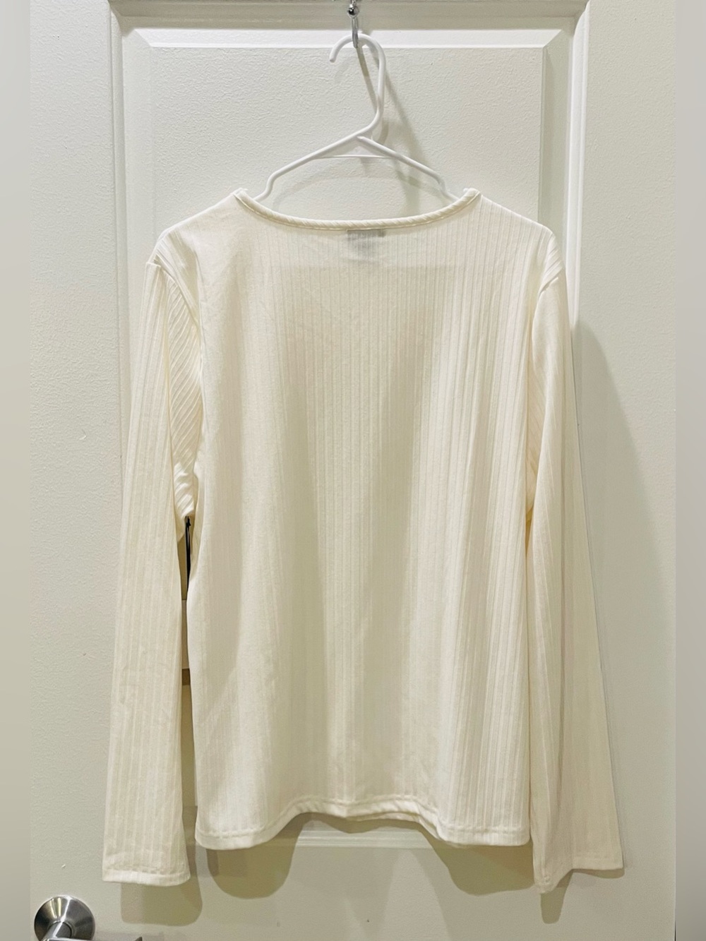 NEW…Halogen Raglan Sleeve Knit Top - Picture 5 of 6